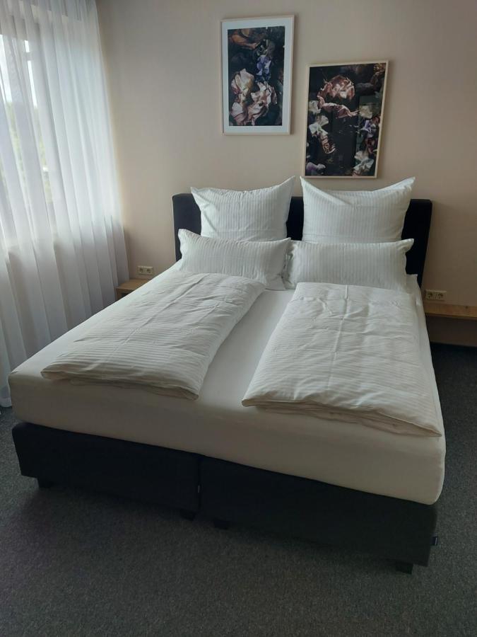 Ferienwohnung Nikolena 피라마센스 외부 사진