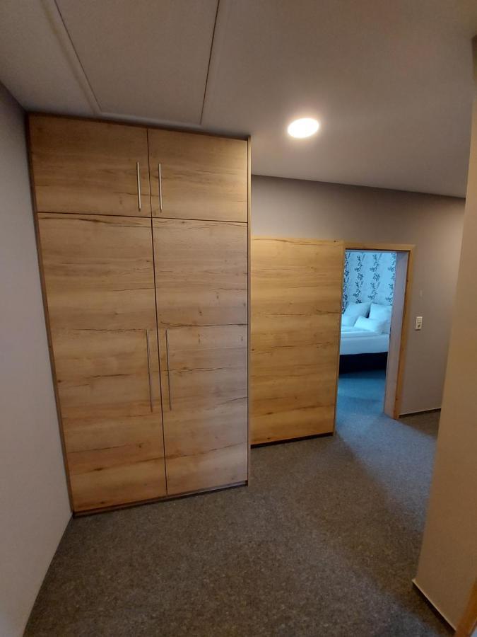 Ferienwohnung Nikolena 피라마센스 외부 사진
